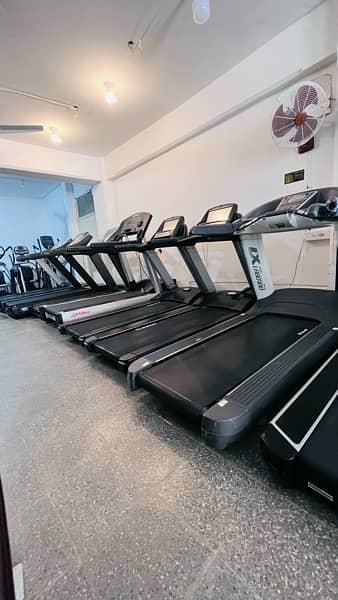 Commercial treadmill,Elliptical,recumbent,gym equipment available 18