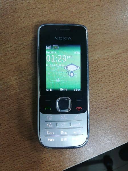 Nokia 2730 Classic 0