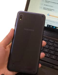 SAMSUNG A10 2/32 WITH BOX SEE IN THIS PICTURE 0300-3971229