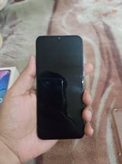 HUAWEI Y8P 6/128 10 BY 9 CONDITION URGENT SALE