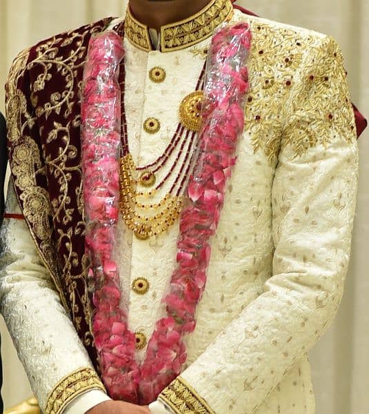 Sherwani groom just like new 1