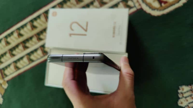 xiaomi 12 complete box 1