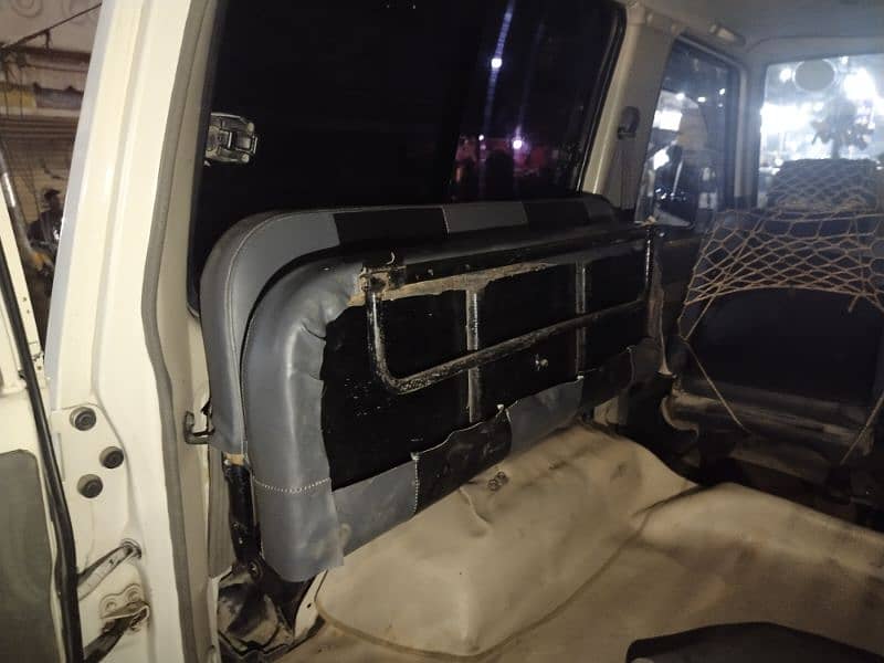 Land Cruiser/ Pajero Removable Seats for Sale 2