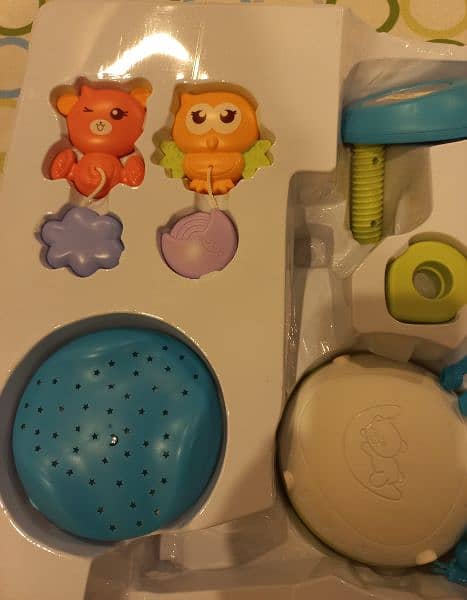 Baby cot musical toy with projector and remote 1