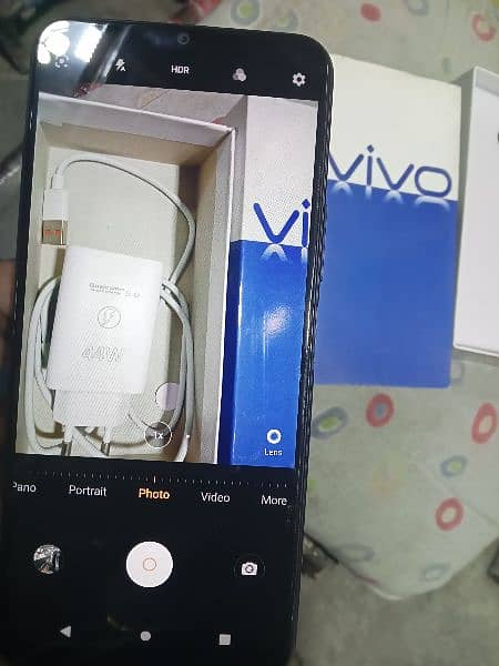 Vivo y20 new condition 03224156200 condition 10/10 with complete  box 8