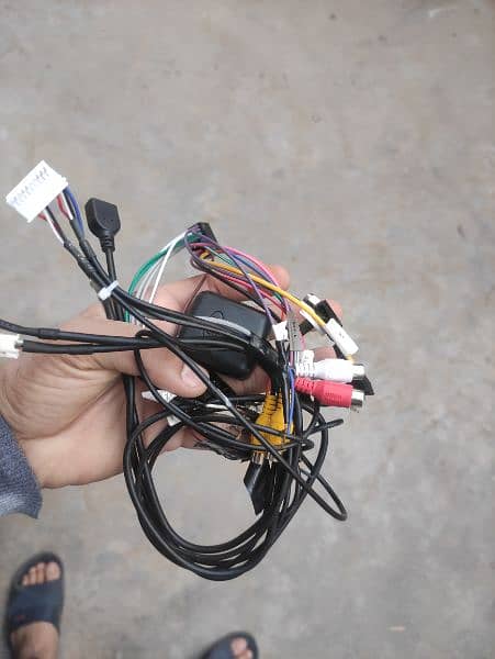Android LCD ,Condition  10/10 For any Car along With Cables 7