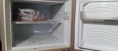 Dawlance Refrigerator 0