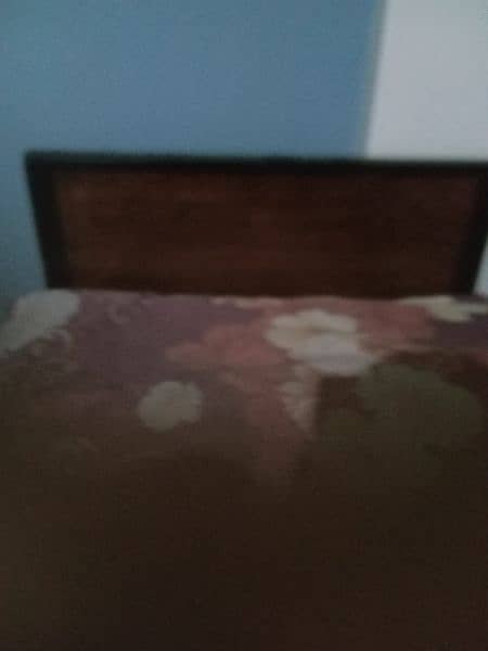wooden bed single good condition 0