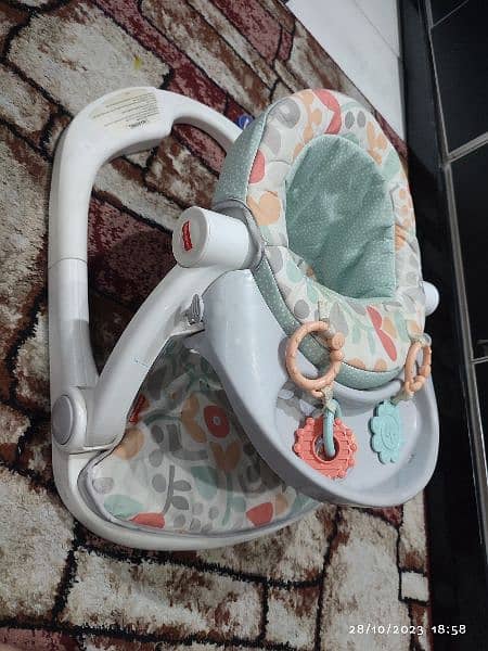 Fisherprice baby seater 2