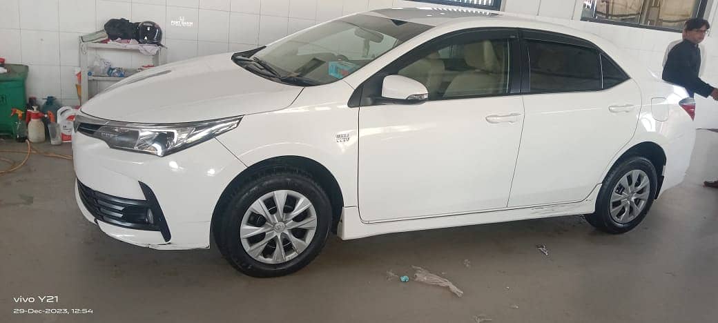 Toyota Corolla Altis 1.6 Manual 5