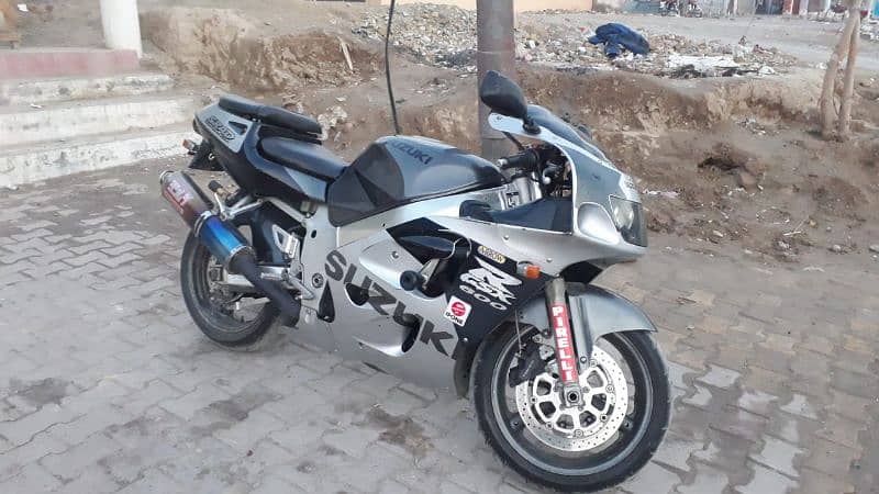 GSXR 600CC (SRAD) 5