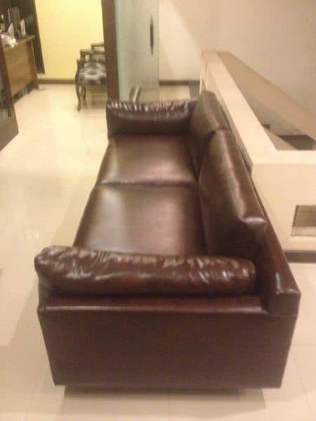 Leather Couch 3 Seater Sofa Modern Contemporary BoConcept 3