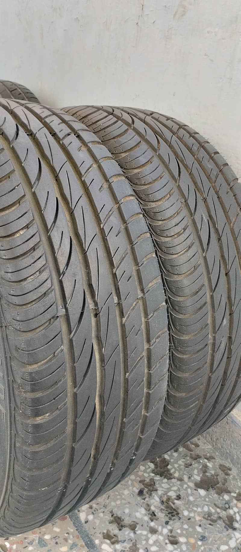 Tyres 215/55 R-16 Almost New Condition 1