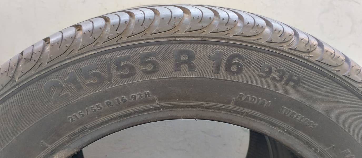 Tyres 215/55 R-16 Almost New Condition 3