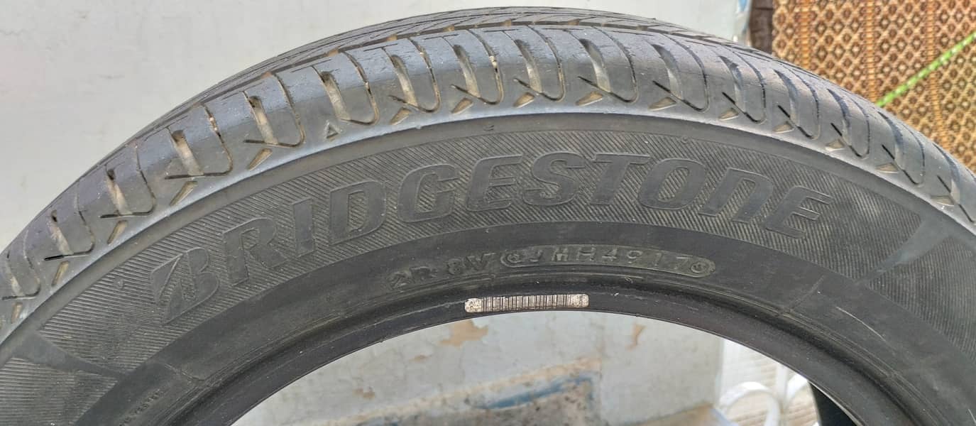 Tyres 215/55 R-16 Almost New Condition 6