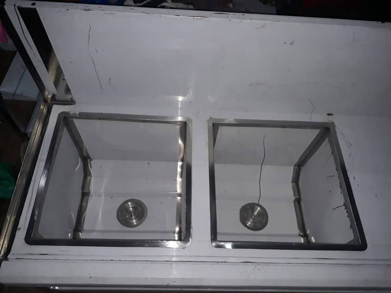 Washing sink, washing sink double with working space. 1