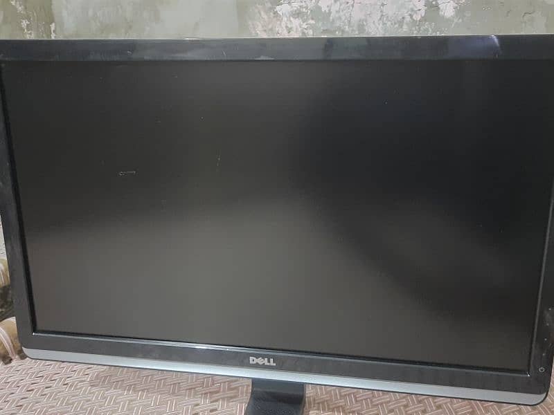24 inches Dell Lcd Monitor  ST2420L 4