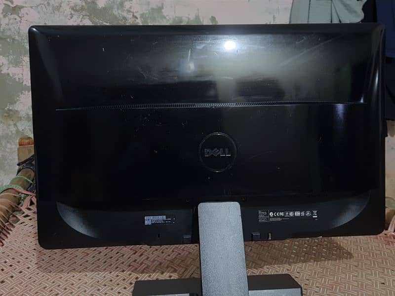 24 inches Dell Lcd Monitor  ST2420L 6