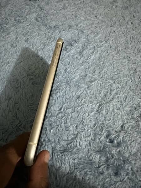 iphone 11 with charger and box 64 GB pta proved physical +esim 2