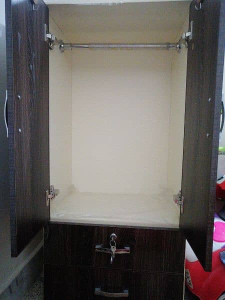 small baby hanging cupboard. very good condition 1