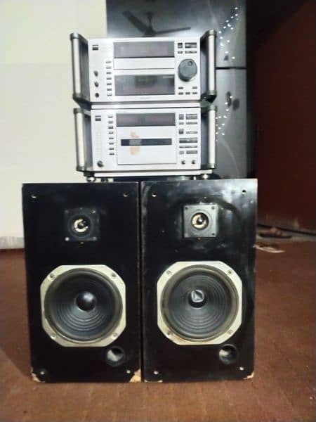 Japanese Sharp amplifier Mp3 Player With 2 Speakers 2