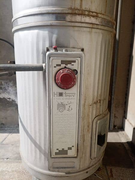 Gas Gyser for Sale Condition 8.5/10 2