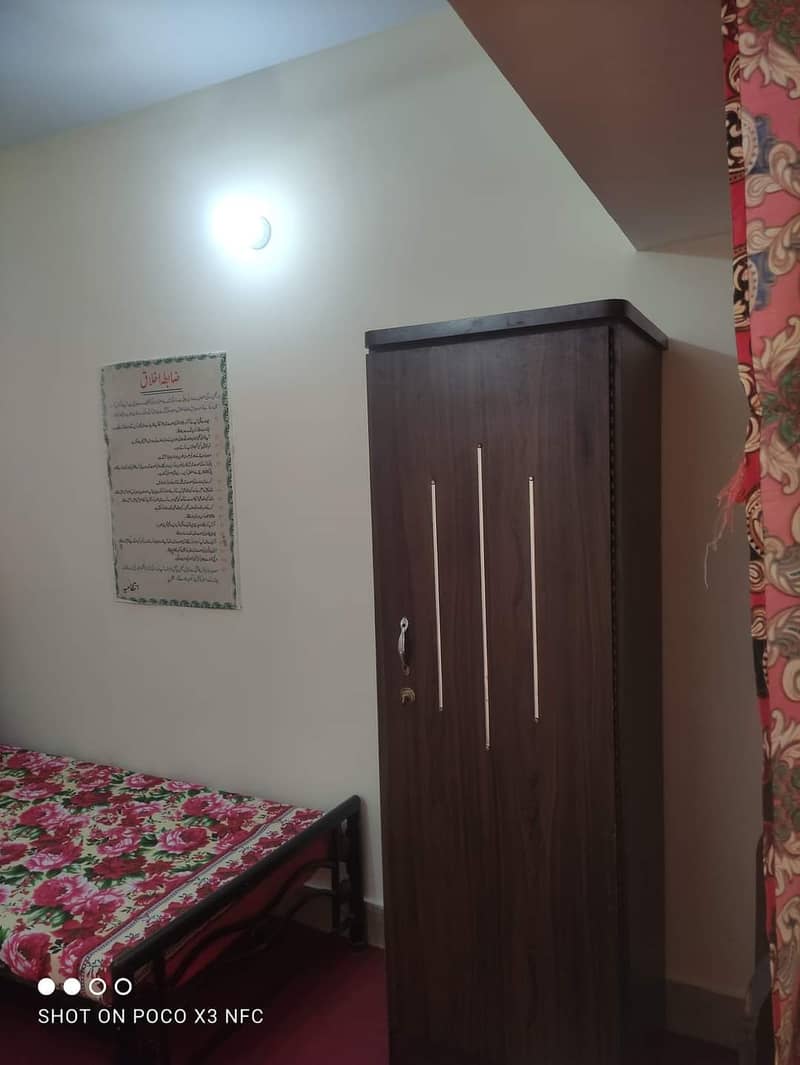 Hostel for boys near iqra university 3