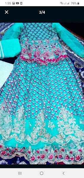 selling used kurti lehna 0