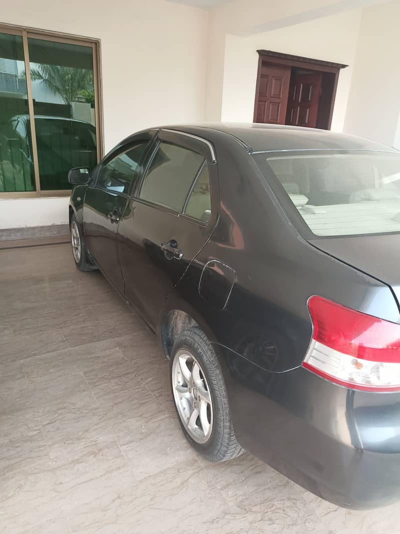 Toyota Belta Grey Metallic ful option 11