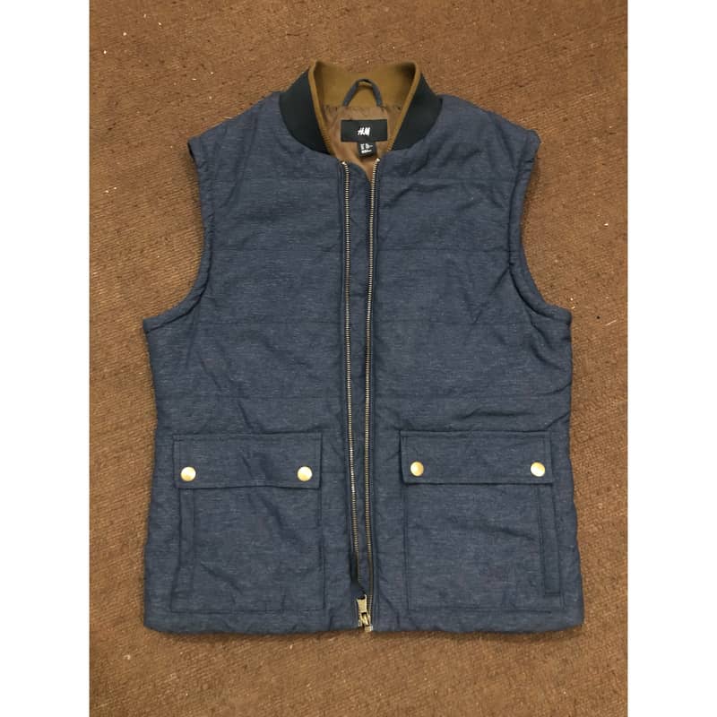 H&M sleeveless jacket small-medium 0
