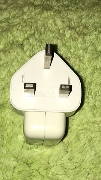 Apple 5W (5V-1A)  Original Chargers From UK For iPhones/iPads/Airpods. 13