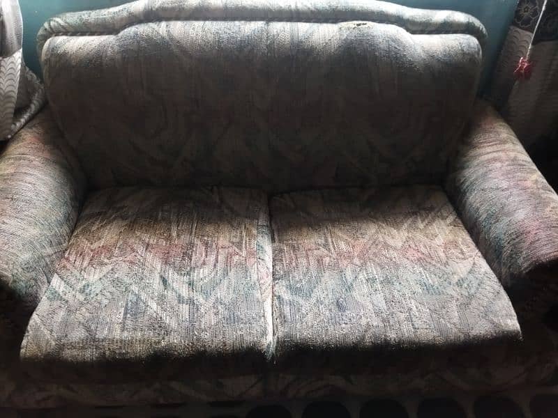 7 Seaters Sofa Set in Good Condition 1