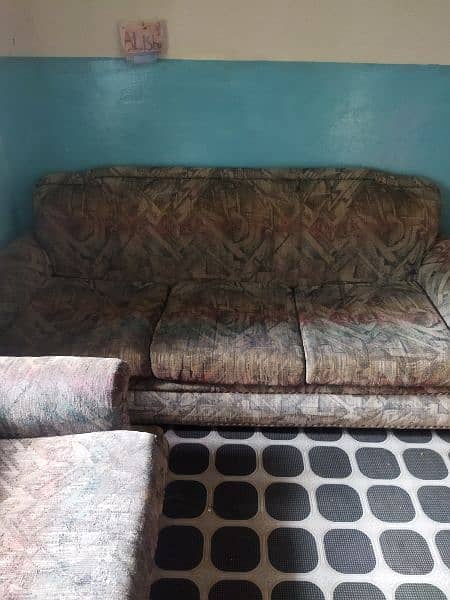 7 Seaters Sofa Set in Good Condition 3