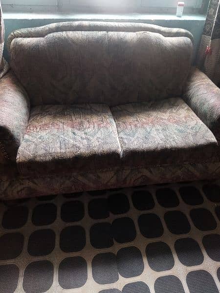 7 Seaters Sofa Set in Good Condition 5
