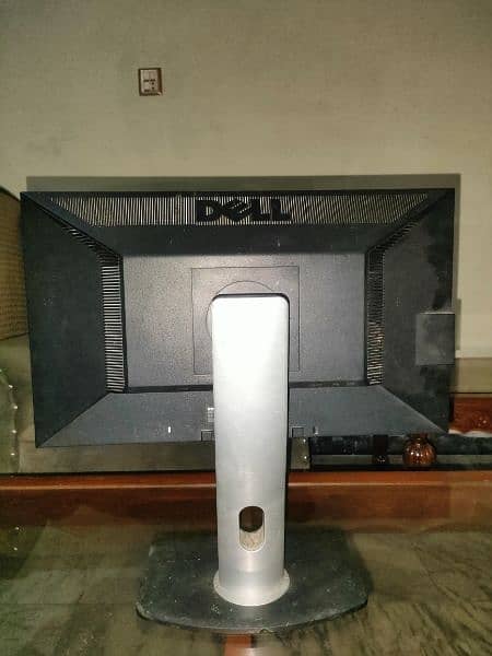 Dell 22 inch Led Monitor 2