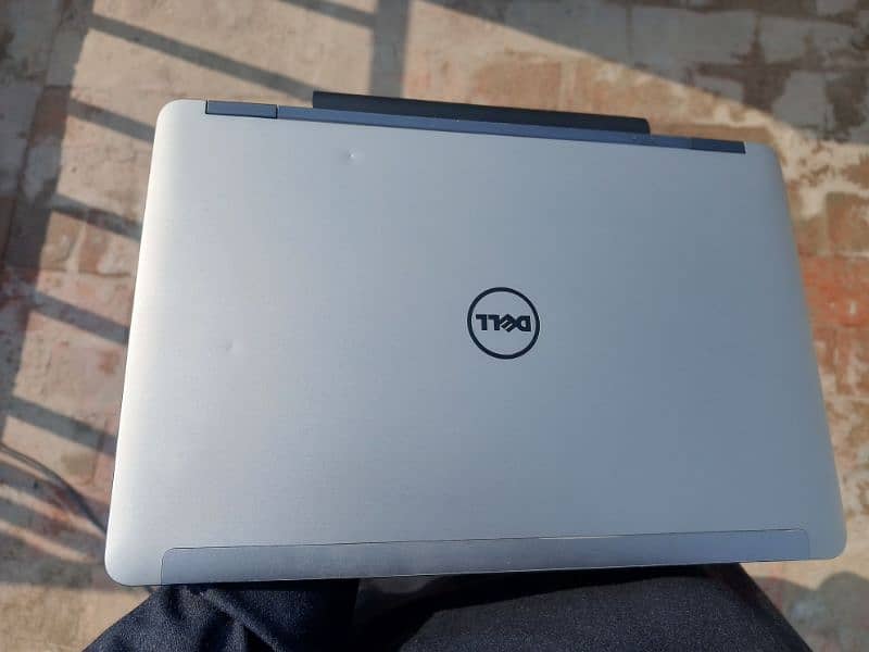 Dell i7 4th generation laptop 0