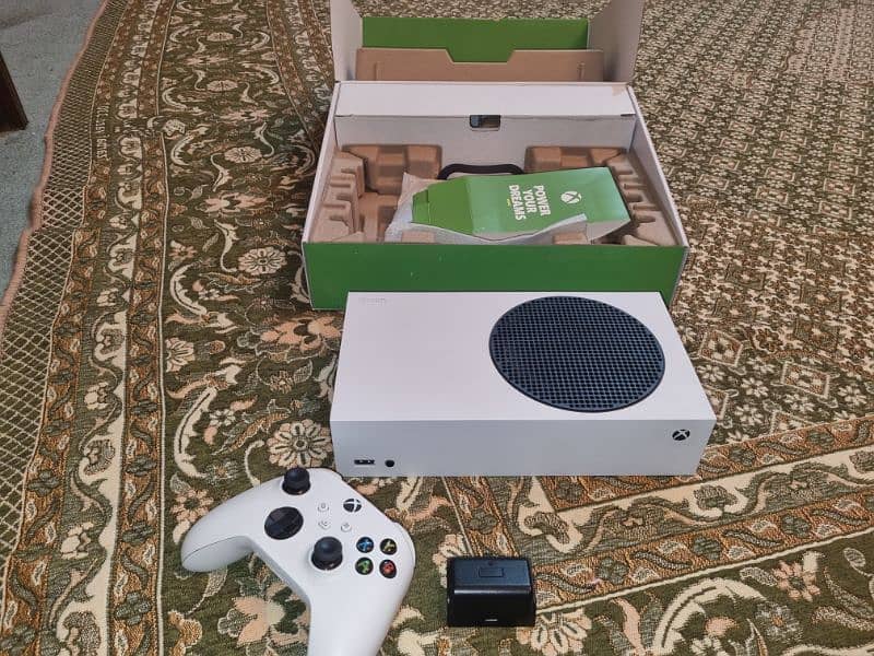XBOX SERIES S 512GB WHITE[with games] 3