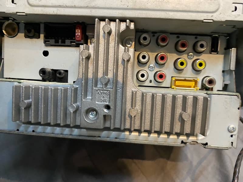 Pioneer AVH-X595BT Head unit ( panel, Sound System ) 3