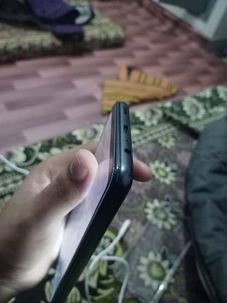 Samsung Galaxy A12 4/64 with box and charger All okay Exchange possibl 12