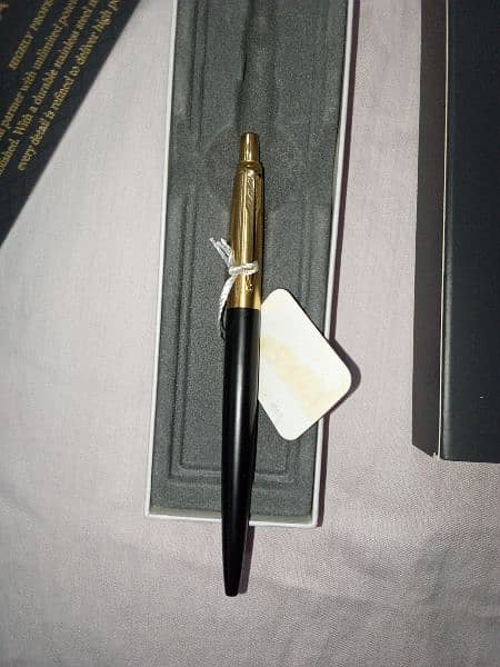 parker black and gold IM series 12