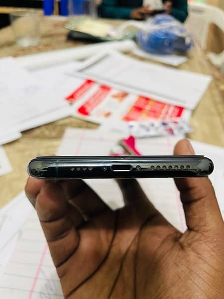 I phone 11 pro max pta Offical approved 256gb with orignel box 3