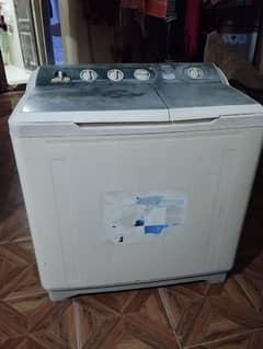 Haeir 12 kg semi automatic twin tub Washing Machine