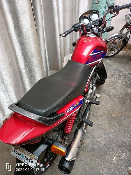 Honda CB 125 f 2021 model Karachi number 2