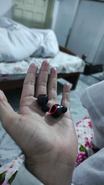 M10 earbuds 10/10 2