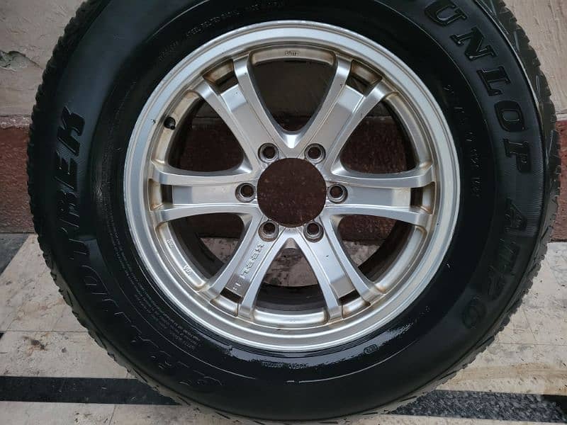 WEDS KEELER 17" alloy wheel with tyres 0
