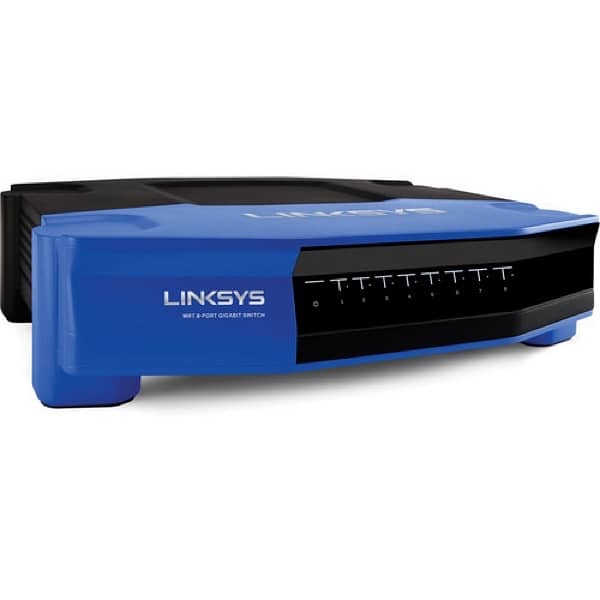 Linksys SE4008 Switch 1
