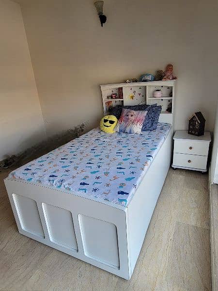 kid's bed 1