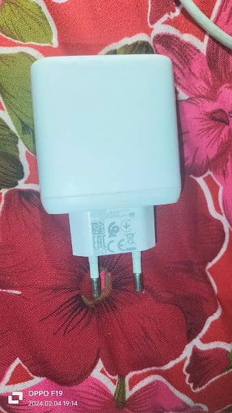 Oppo 65 wat super fast original box wala charger for Sall 6