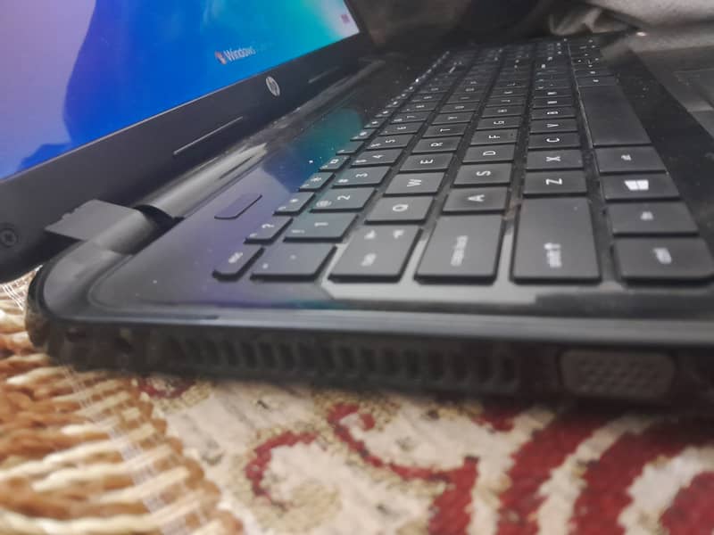 Urgent. Laptop for sale AMD-A6 5200 3rd generation 1
