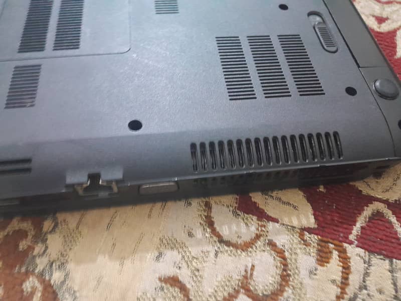 Urgent. Laptop for sale AMD-A6 5200 3rd generation 13